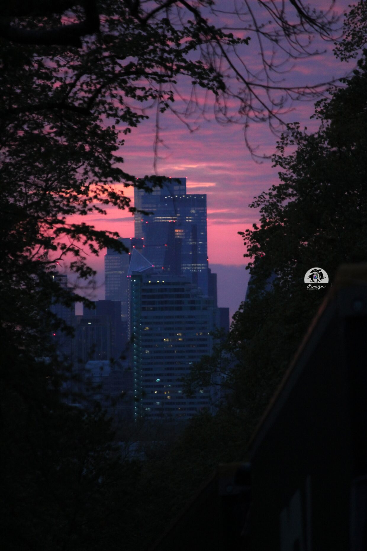 SUNSET IN LONDON